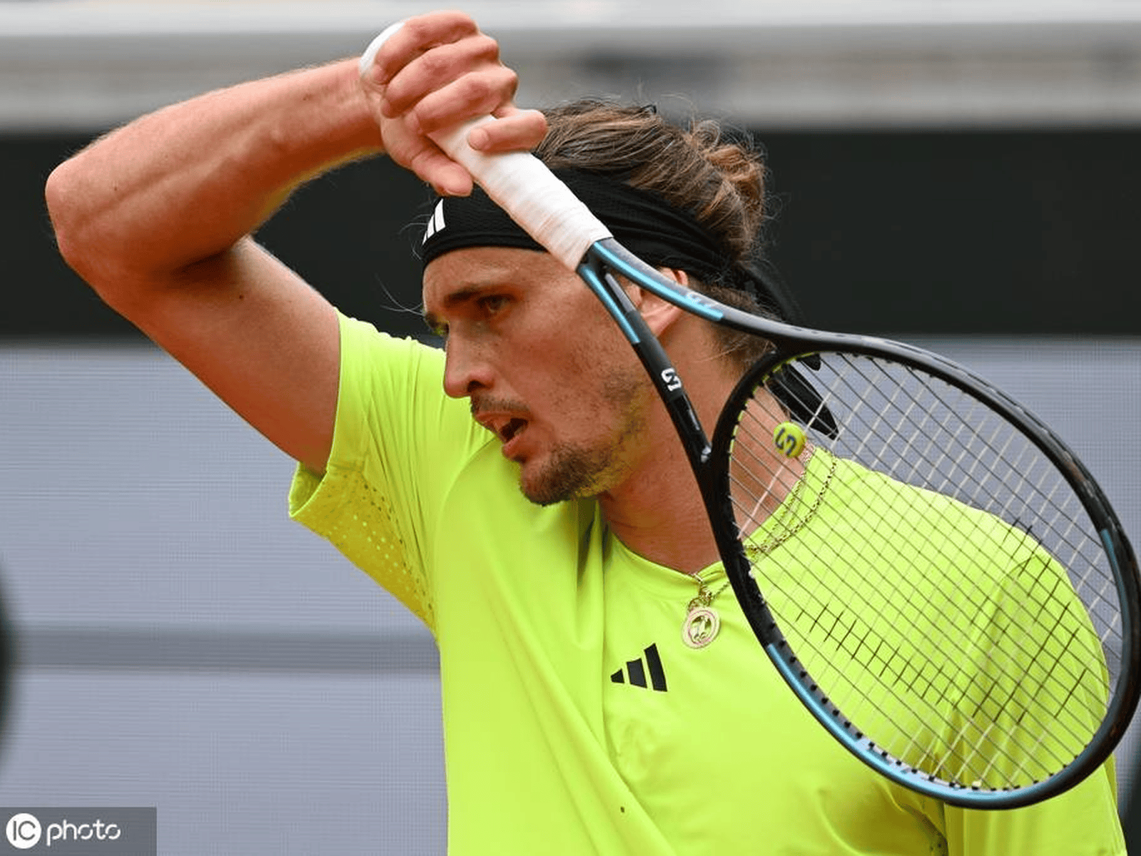 联合杯险胜法网，兹维列夫扛起全队