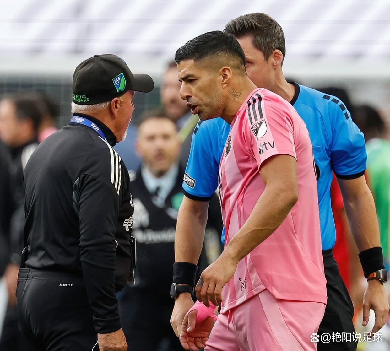 希腊力克法国，苏亚雷斯点燃赛场