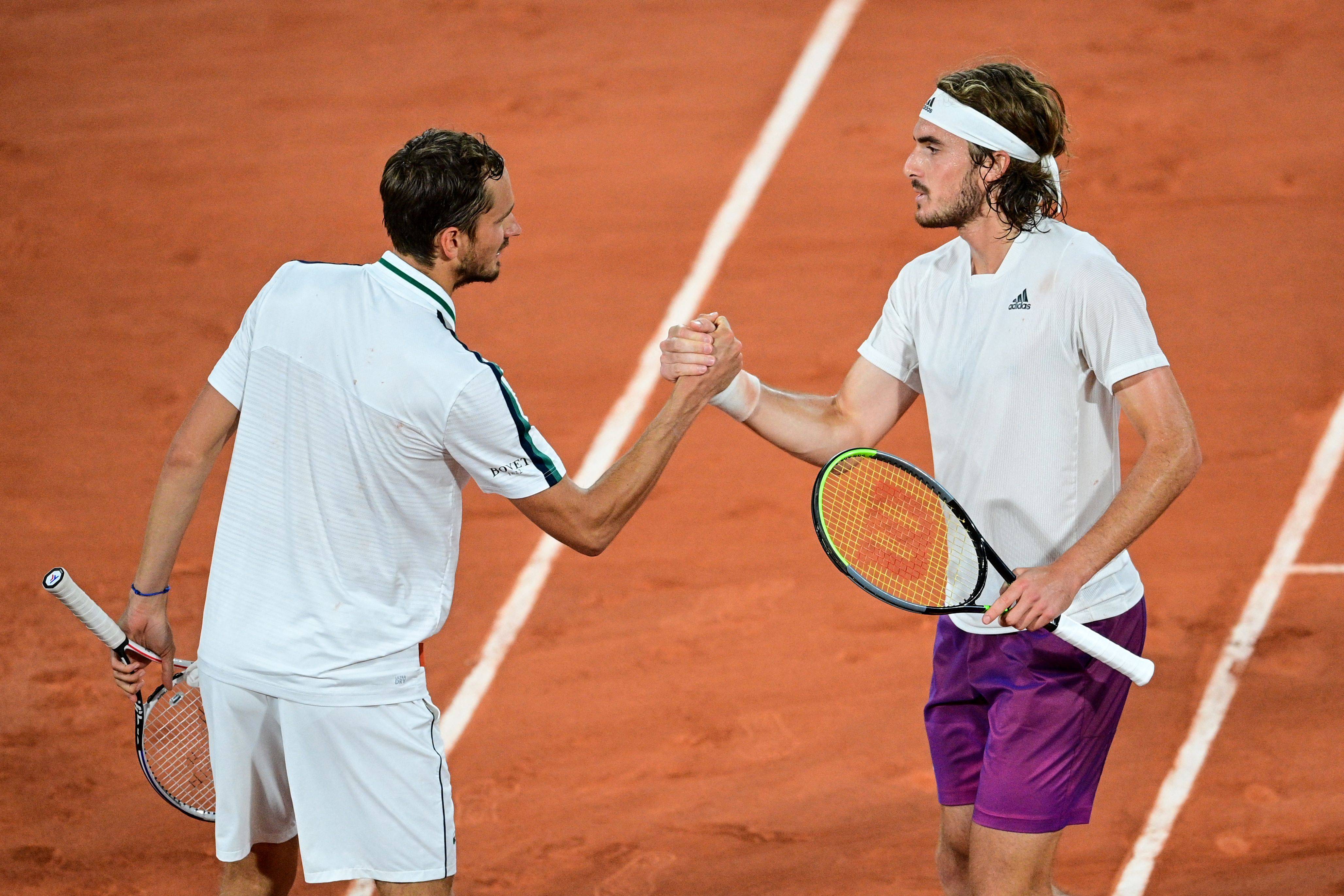 联合杯完胜澳网,西西帕斯点燃赛场 联合杯完胜澳网,西西帕斯点燃赛场