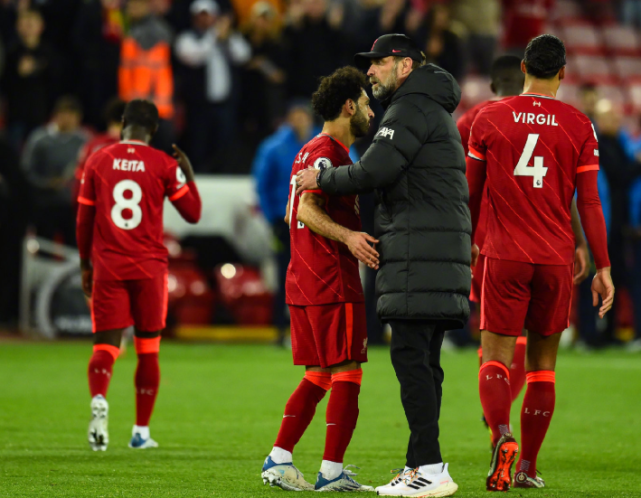 利物浦轻取巴萨,布鲁诺带队取胜 利物浦轻取巴萨,布鲁诺带队取胜