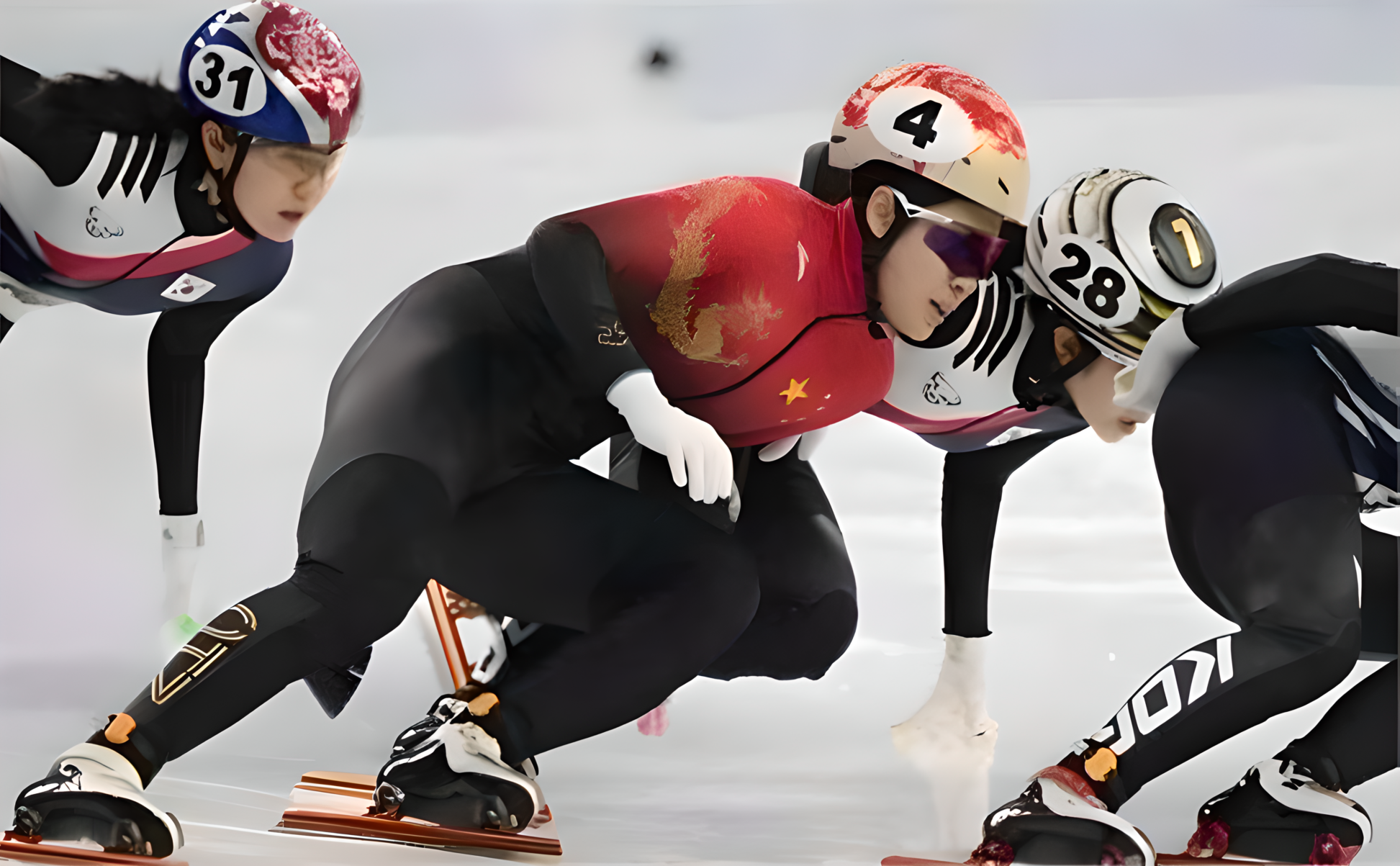 滑雪比赛选手速度奇快冲向终点 滑雪比赛选手速度奇快冲向终点