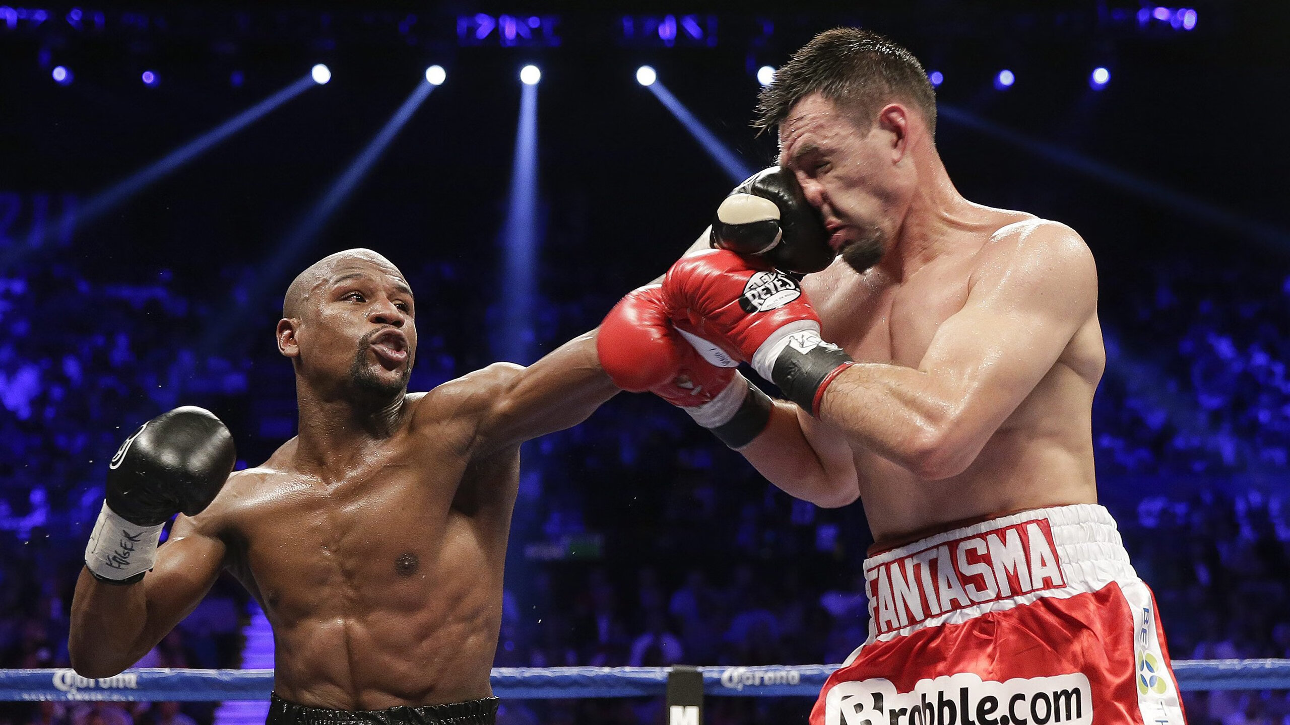 英超争冠之夜，贝林厄姆防守端锁死对手，定义现代全能中场新高度