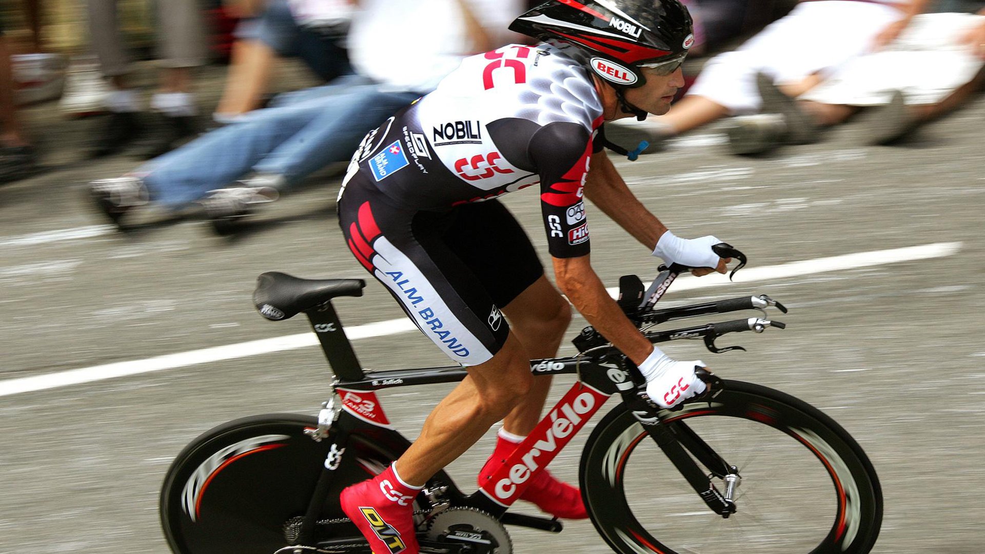 从沙特爆冷到世界杯舞台，阿坎吉的足球叙事革命