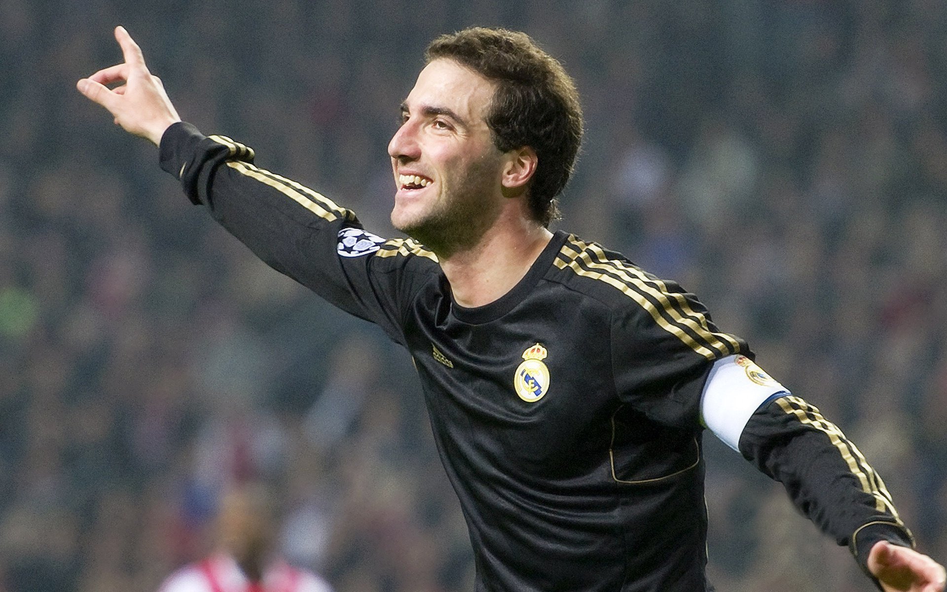 世界杯之夜，小贾伦的独舞，当篮球巨星在足球王国制造持续杀伤