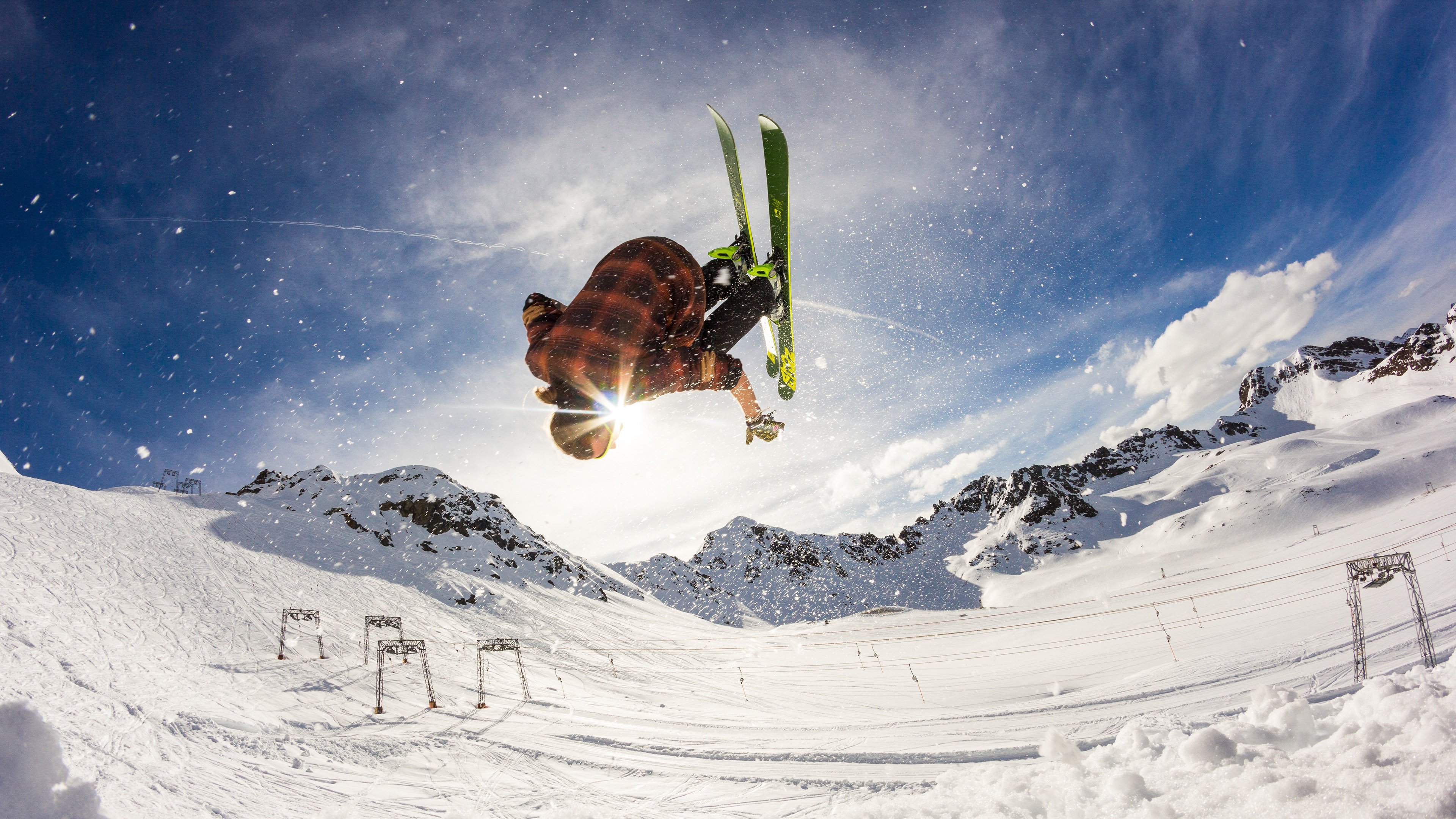 六月的雨夜,当秘鲁红衫军撕裂布达佩斯,拉什福德成为D组唯一的解药